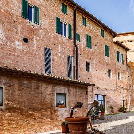 Porta Romana Elegant Apartments With Private Parking! Сиена Екстериор снимка