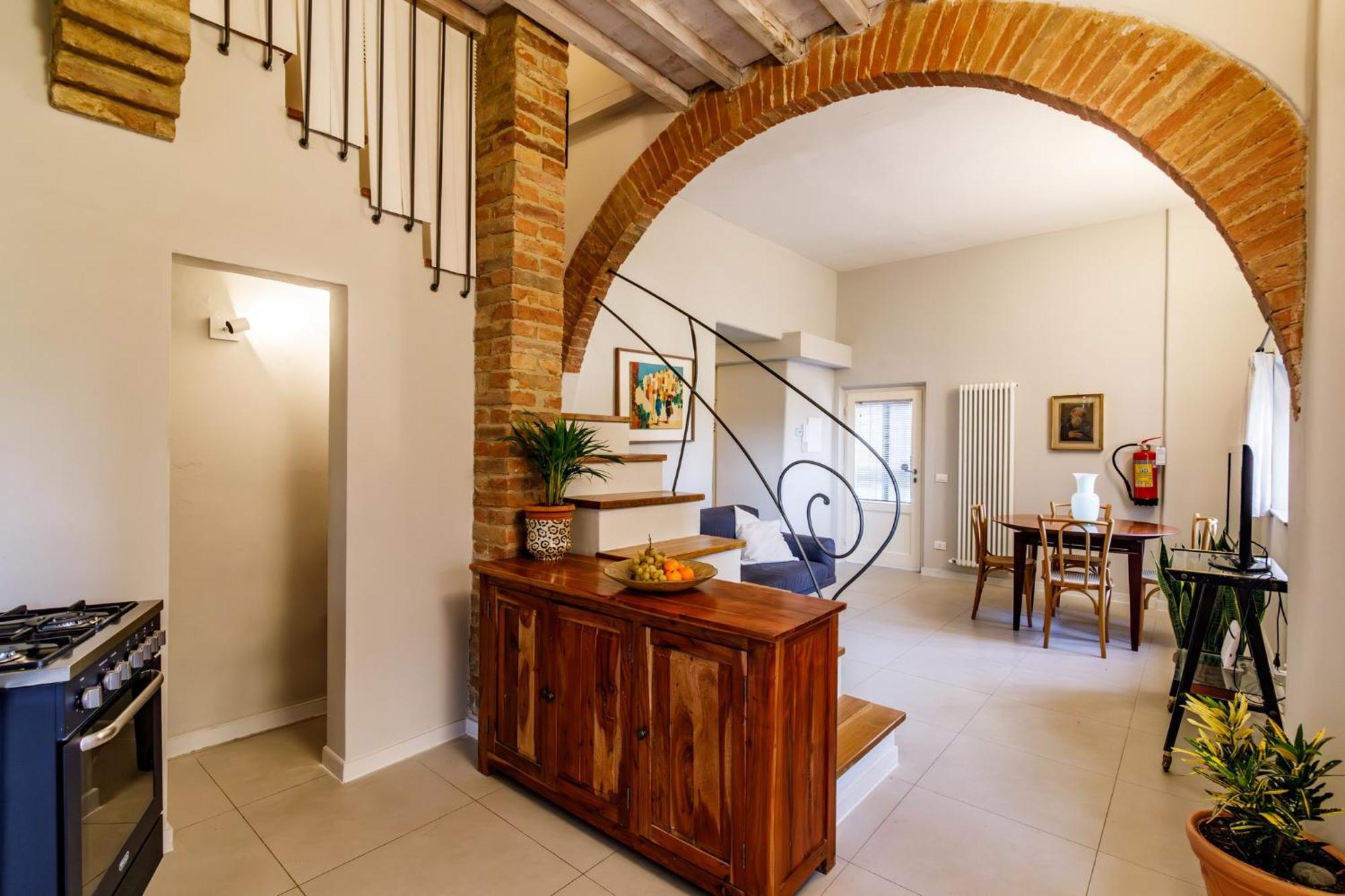 Porta Romana Elegant Apartments With Private Parking! Сиена Екстериор снимка